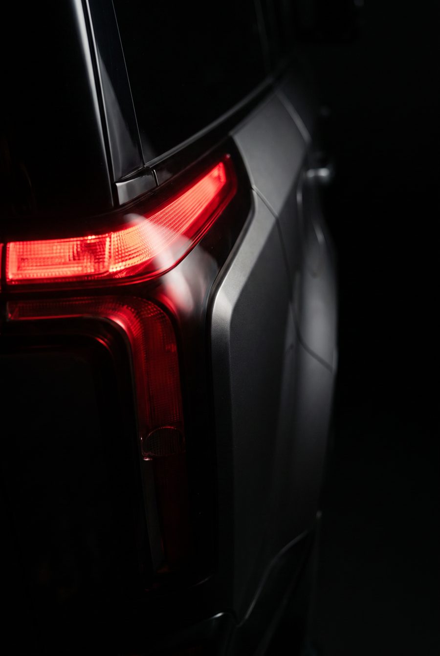 ROX Adamas, tail lamp study